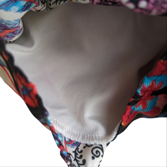 Akira Chigao Red Label Paisley Romper - Picture 6 of 7